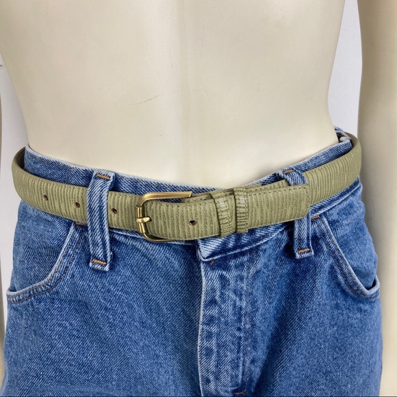 Vintage Accessories - 3/$25 Vintage green leather belt striped large